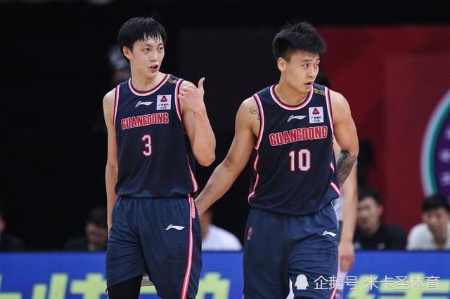 成人丝袜18视频在线观看